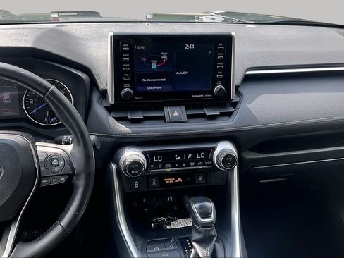 Used 2019 Toyota RAV4 XLE w/ Convenience Package AWD/4WD image 7