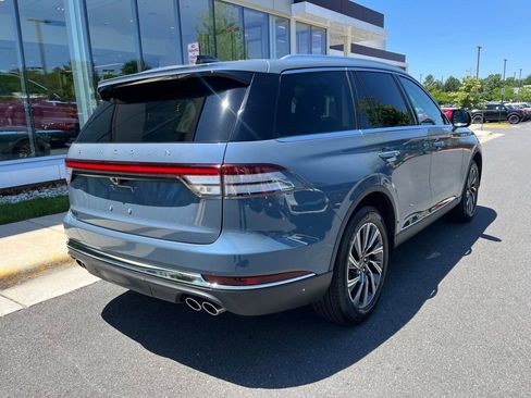Used 2026 Lincoln Aviator AWD image 8