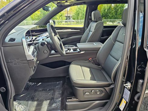 New 2026 Cadillac Escalade ESV Sport AWD/4WD image 23