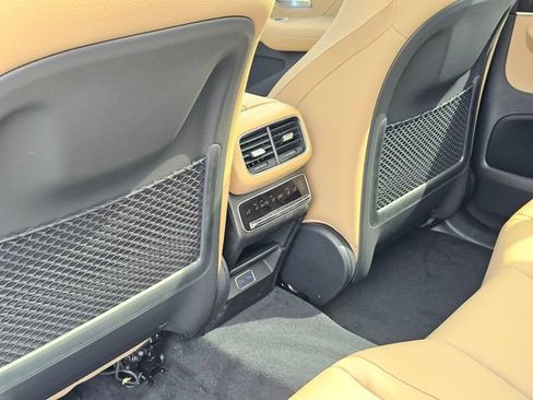 New 2026 Mercedes-Benz GLE 580 4MATIC image 25