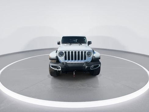 Used 2021 Jeep Gladiator Overland w/ Popular Equipment Package image 3