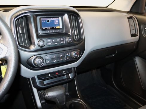 Used 2015 Chevrolet Colorado W/T w/ WT Convenience Package image 41