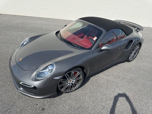 Used 2014 Porsche 911 Turbo image 4