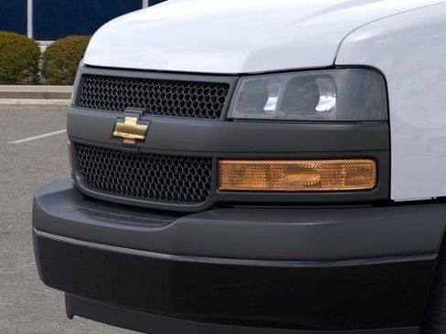 New 2026 Chevrolet Express 2500 w/ Driver Convenience Package image 13