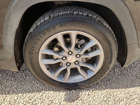 Used 2022 GMC Terrain SLT AWD/4WD image 7