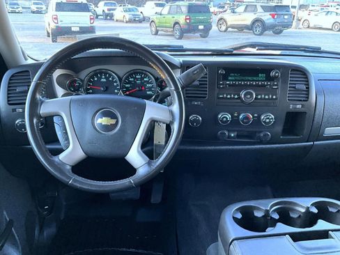 Used 2010 Chevrolet Silverado 1500 LT w/ Power Pack Plus image 13