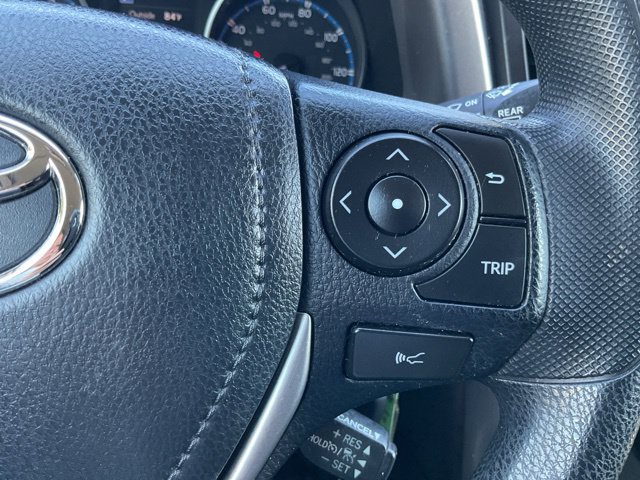 Used 2018 Toyota RAV4 LE AWD/4WD image 22