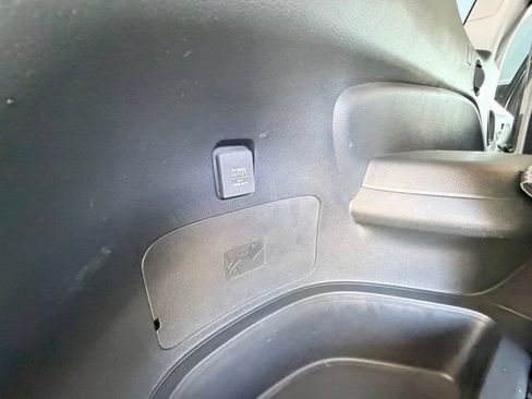 Used 2021 Honda Pilot EX image 43