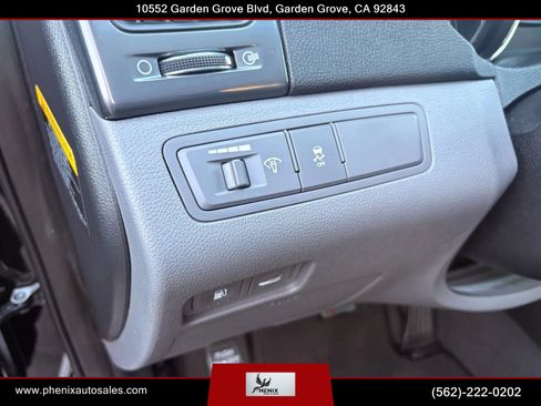 Used 2013 Hyundai Sonata Hybrid image 27