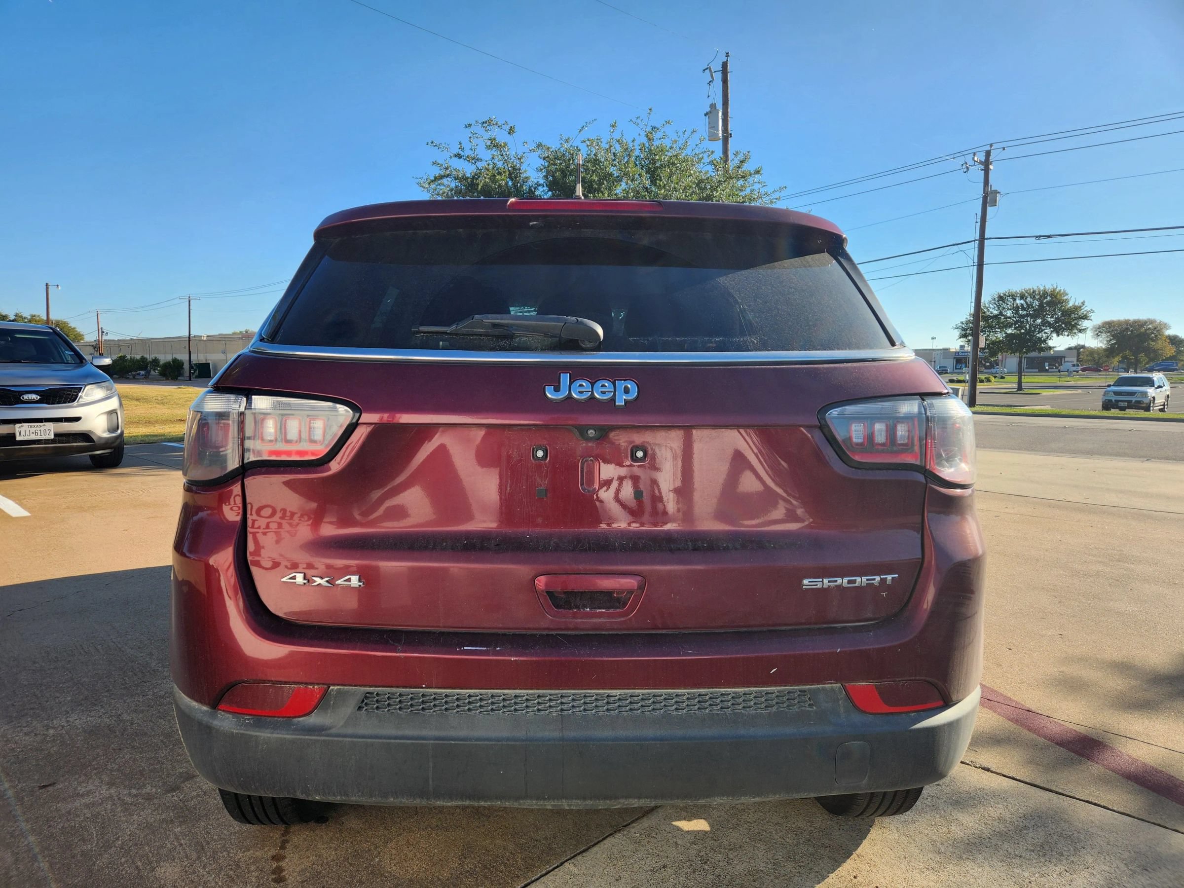 Used 2022 Jeep Compass Sport AWD/4WD image 4