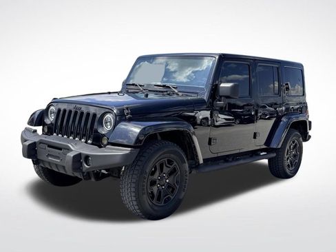 Used 2016 Jeep Wrangler Unlimited Sahara AWD/4WD image 2