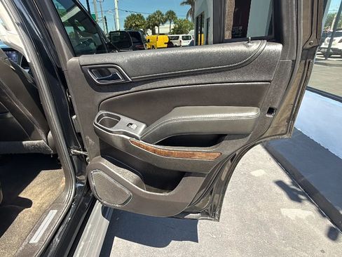 Used 2018 Chevrolet Tahoe LT RWD image 19