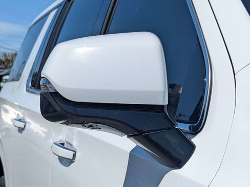 Used 2021 GMC Yukon XL SLT w/ SLT Luxury Plus Package image 13