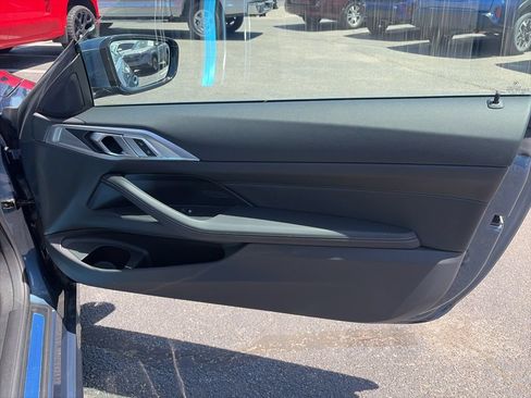 Used 2024 BMW 430i Coupe w/ Convenience Package RWD image 25