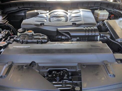 Used 2017 Nissan Armada Platinum image 22