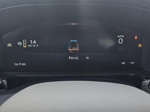 New 2026 Lincoln Corsair Premiere image 16