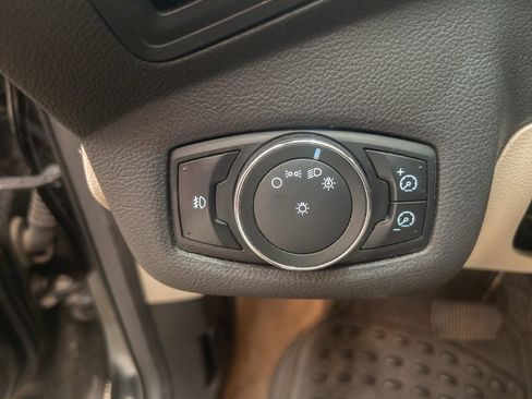 Used 2013 Ford Escape SE image 17