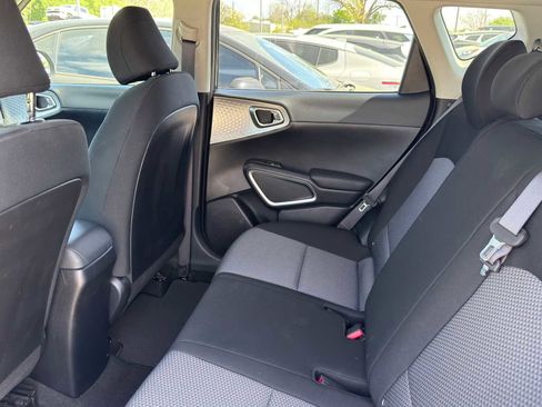 Certified 2023 Kia Soul LX w/ LX Technology Package image 26