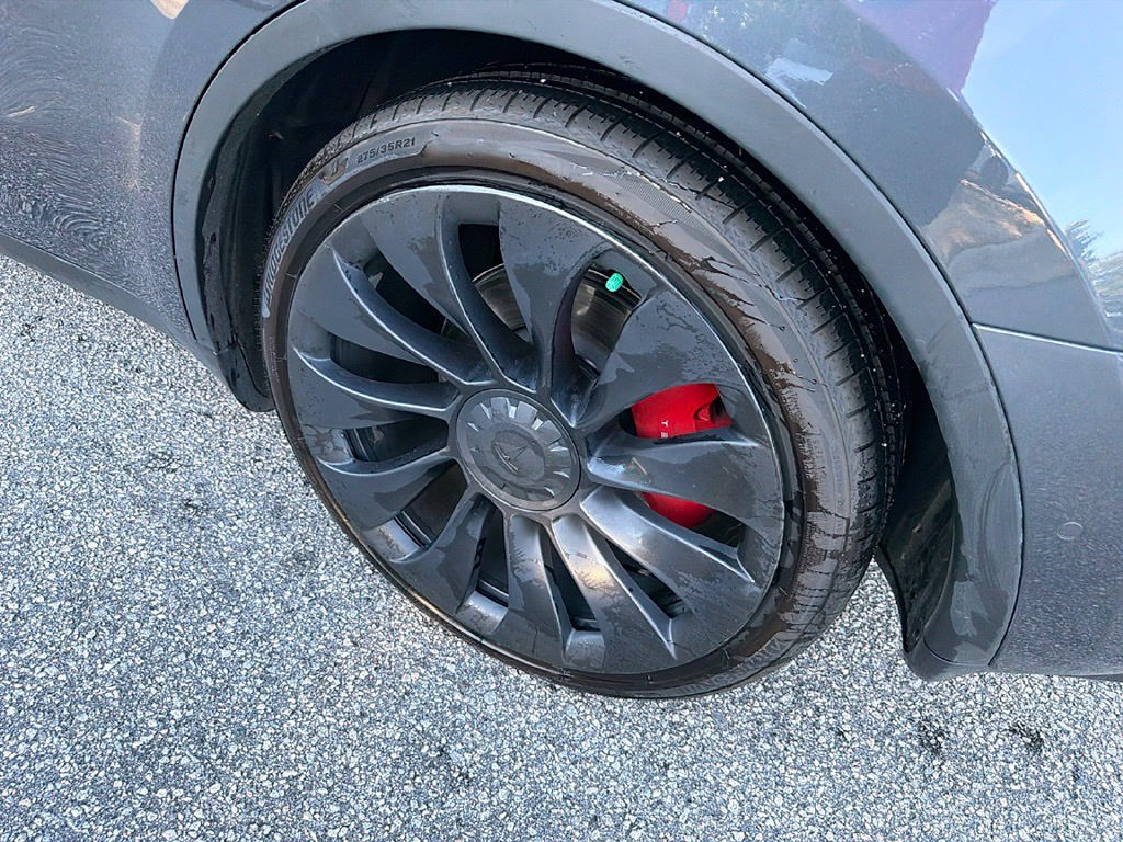 Used 2022 Tesla Model Y Performance AWD/4WD image 7
