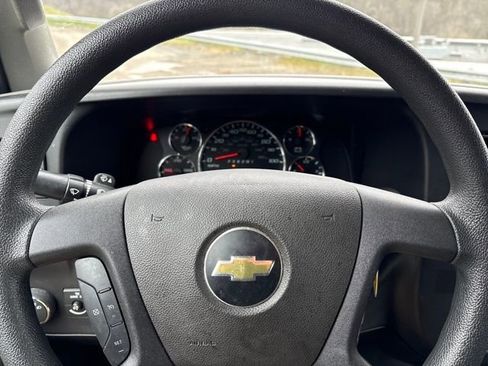 Used 2024 Chevrolet Express 2500 w/ Driver Convenience Package image 19