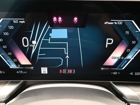 Used 2023 BMW i7 xDrive60 AWD/4WD image 12