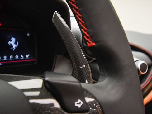 Certified 2021 Ferrari F8 Tributo image 40