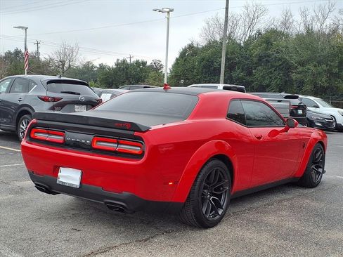 Used 2023 Dodge Challenger SRT Hellcat image 2