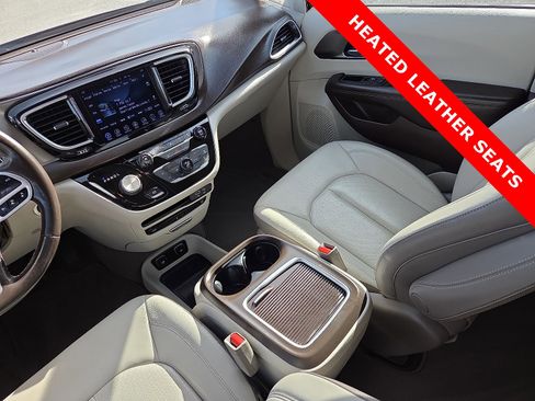 Used 2017 Chrysler Pacifica Touring-L Plus w/ Advanced Safetytec Group image 14