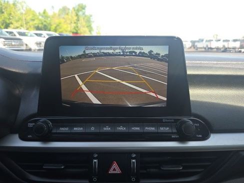 Used 2021 Kia Forte LXS FWD image 25