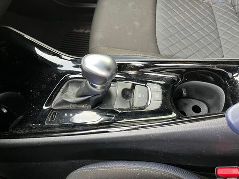 Used 2021 Toyota C-HR XLE image 24