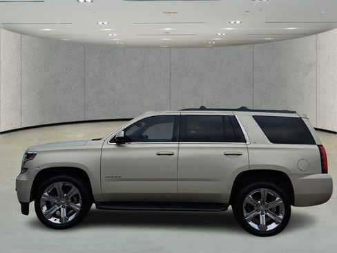 Used 2016 Chevrolet Tahoe LT image 8