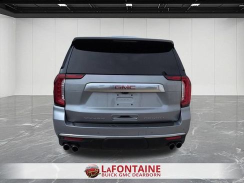 Used 2023 GMC Yukon XL Denali w/ Denali Reserve Package AWD/4WD image 4