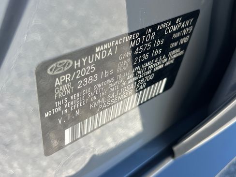Certified 2025 Hyundai Sonata Limited FWD image 35