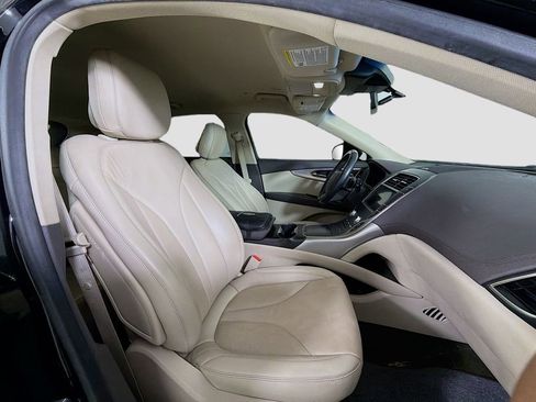 Used 2020 Lincoln Nautilus FWD w/ Equipment Group 101A image 28