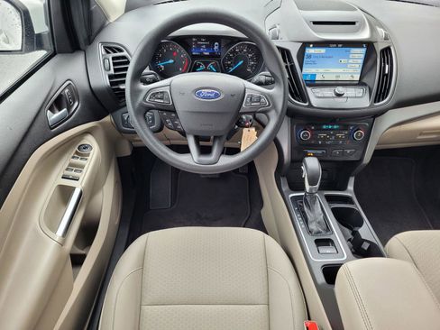 Used 2018 Ford Escape SE w/ SE Sync 3 Package FWD image 20