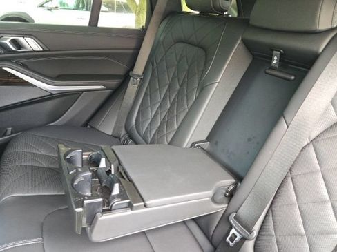 Used 2024 BMW X5 xDrive40i w/ Premium Package AWD/4WD image 37