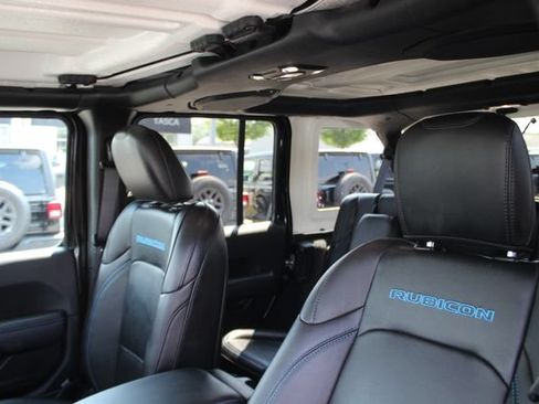 Used 2023 Jeep Wrangler Unlimited Rubicon 4xe AWD/4WD image 21