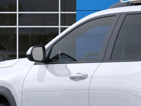 New 2026 Chevrolet Equinox LT image 12