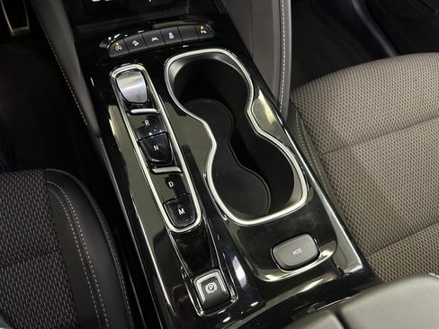 Certified 2023 Buick Envision Preferred w/ Sport Touring Package image 17