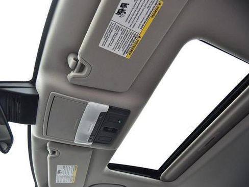 New 2025 Nissan Altima 2.5 SL image 24