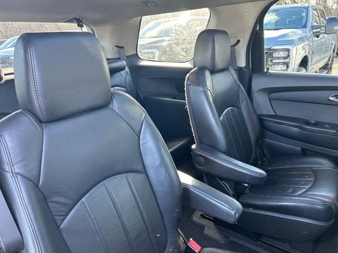 Used 2012 GMC Acadia Denali image 21