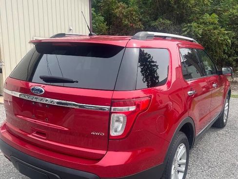 Used 2012 Ford Explorer XLT w/ Class III Trailer Tow Pkg image 24