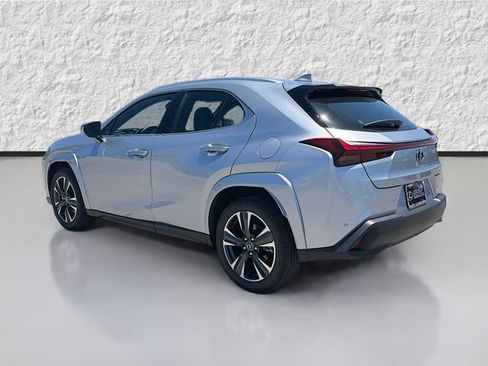 New 2026 Lexus UX 300h FWD image 5