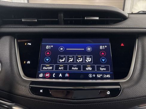 Certified 2025 Cadillac XT5 Premium Luxury image 36