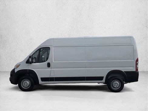 Used 2025 RAM ProMaster 2500 w/ Convenience Group FWD image 8