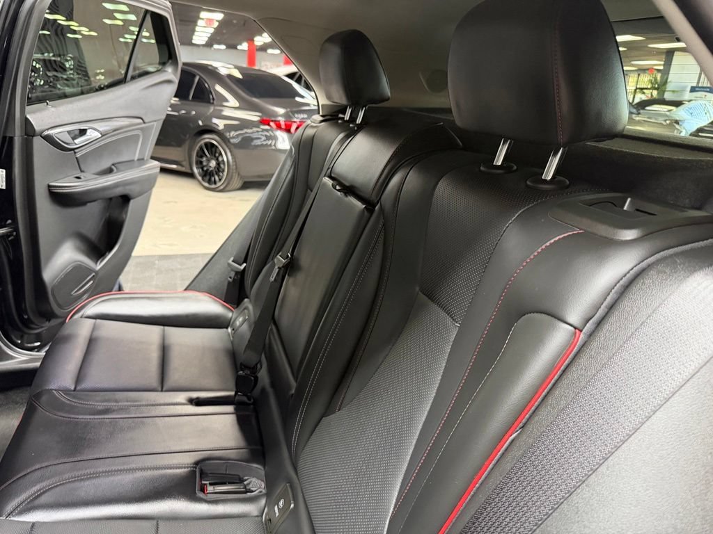 Used 2023 Buick Envision Essence w/ Sport Touring Package FWD image 39