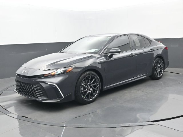 Used 2025 Toyota Camry SE w/ Convenience Package FWD image 22