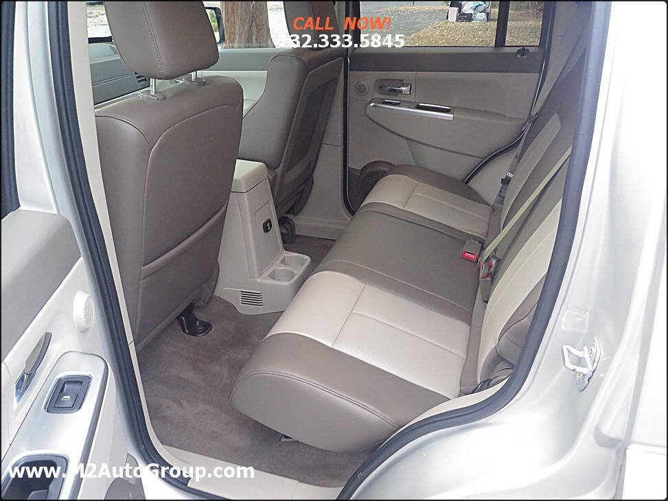 Used 2008 Jeep Liberty Limited w/ Premium Group AWD/4WD image 25