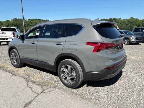 Used 2023 Hyundai Santa Fe SEL w/ Winter Weather Package AWD/4WD image 3