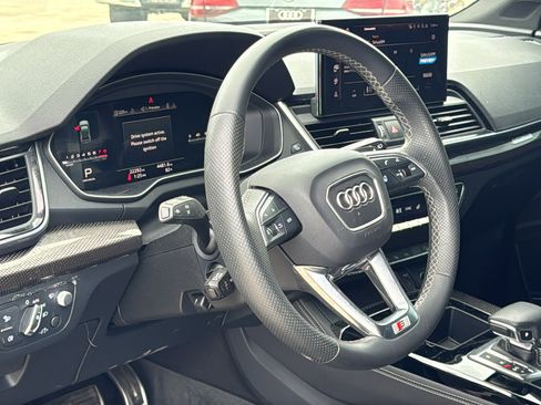 Used 2024 Audi SQ5 Prestige image 10